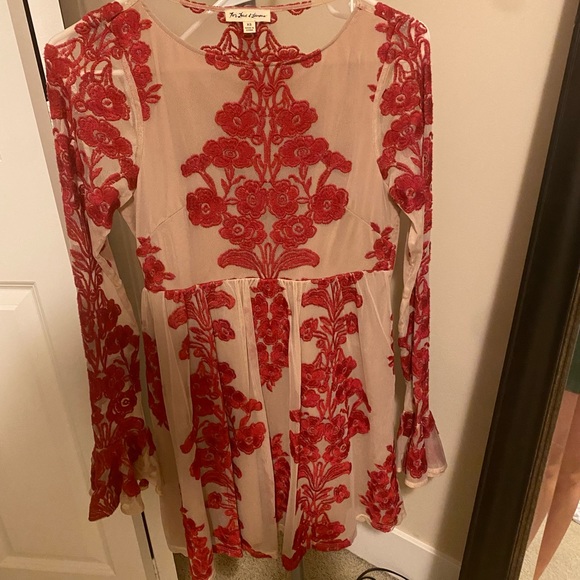 For love and lemons dress - Picture 3 of 4